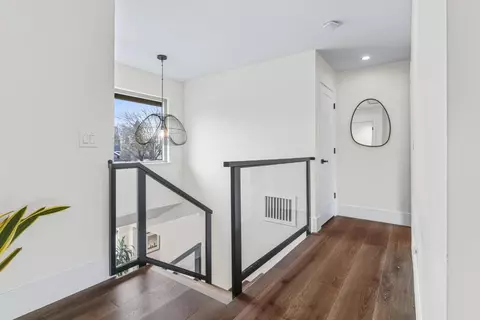 Entry Way - 2228 Cheyenne Way, Modesto, CA 95356 photo 3 of 4