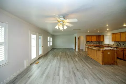 1912 Kendall Ave, Modesto, CA 95355 photo 13