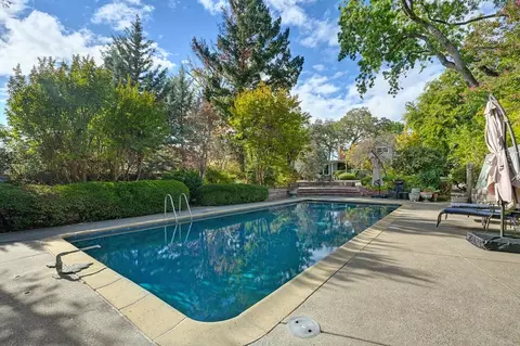 Exterior - 5424 Fair Oaks Blvd, Carmichael, CA 95608 photo 11 of 19