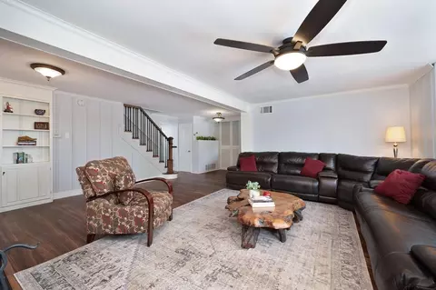 Living - 5424 Fair Oaks Blvd, Carmichael, CA 95608 photo 2 of 9