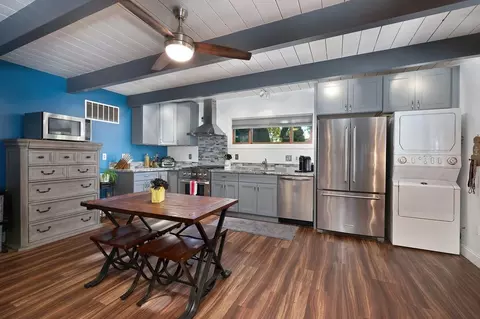 Kitchen - 5424 Fair Oaks Blvd, Carmichael, CA 95608 photo 6 of 6