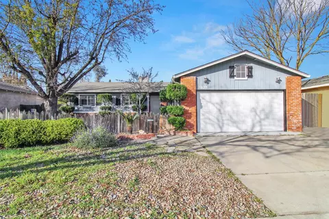 Exterior - 1837 Celeste Dr, Modesto, CA 95355 photo 4 of 13