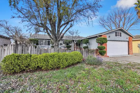 Exterior - 1837 Celeste Dr, Modesto, CA 95355 photo 6 of 13