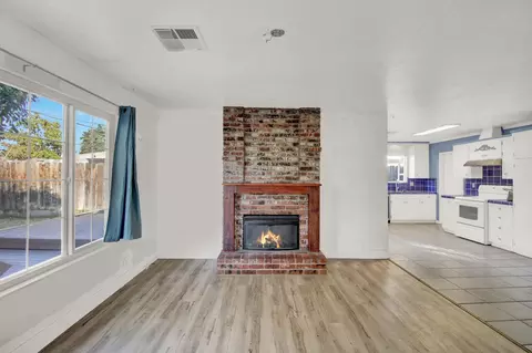 Living - 1837 Celeste Dr, Modesto, CA 95355 photo 3 of 5