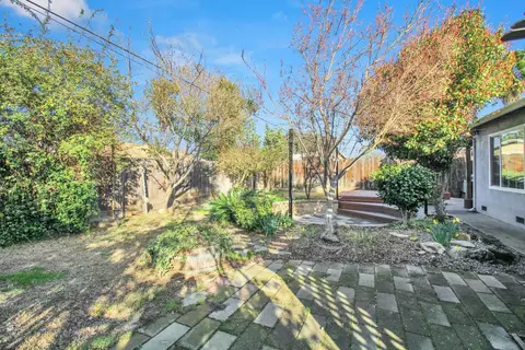 Exterior - 1837 Celeste Dr, Modesto, CA 95355 photo 10 of 13