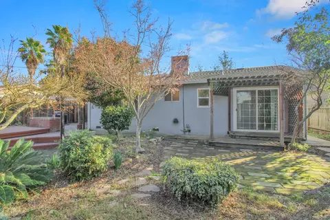 Exterior - 1837 Celeste Dr, Modesto, CA 95355 photo 11 of 13