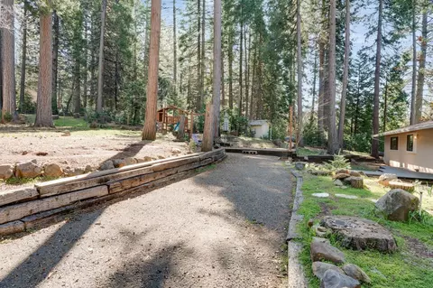 Exterior - 4468 Bushwacker Ln, Pollock Pines, CA 95726 photo 6 of 32