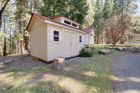 Exterior - 4468 Bushwacker Ln, Pollock Pines, CA 95726 photo 15 of 32