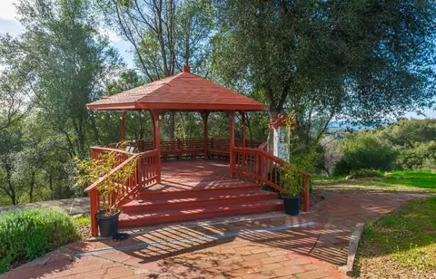 Exterior - 8560 Bar Crest Dr, Placerville, CA 95667 photo 13 of 24