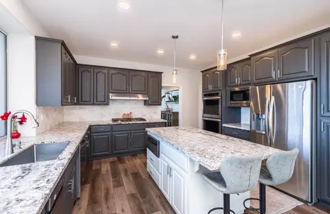 Kitchen - 8560 Bar Crest Dr, Placerville, CA 95667 photo 6 of 8