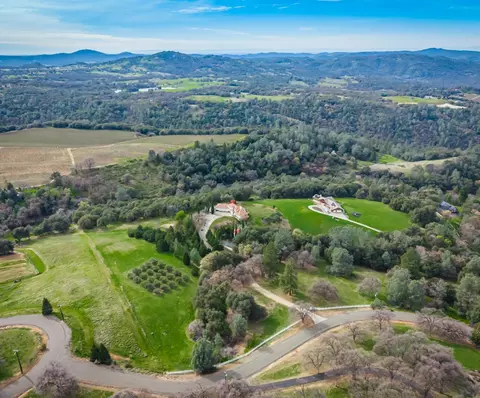 View/Area - 8560 Bar Crest Dr, Placerville, CA 95667 photo 6 of 8