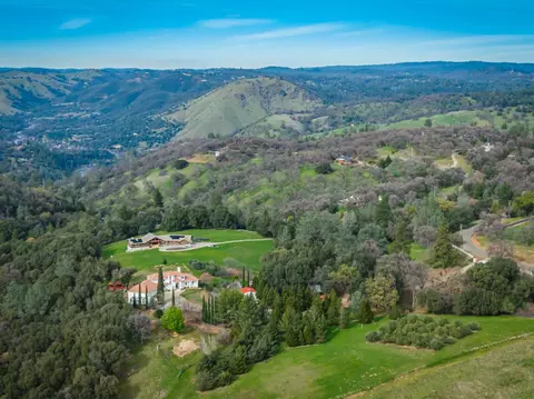 View/Area - 8560 Bar Crest Dr, Placerville, CA 95667 photo 2 of 8