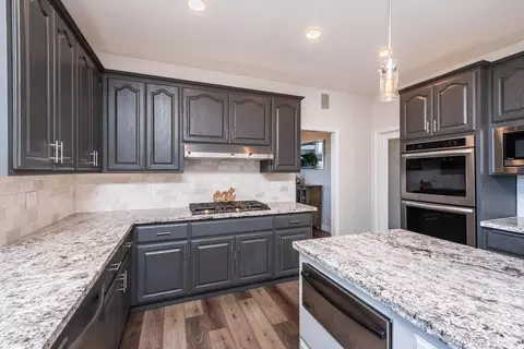 Kitchen - 8560 Bar Crest Dr, Placerville, CA 95667 photo 5 of 8