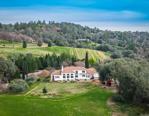 View/Area - 8560 Bar Crest Dr, Placerville, CA 95667 photo 7 of 8