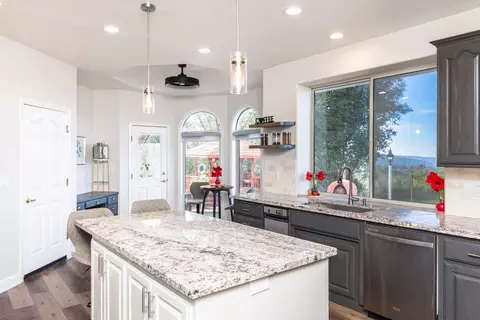 Kitchen - 8560 Bar Crest Dr, Placerville, CA 95667 photo 2 of 8