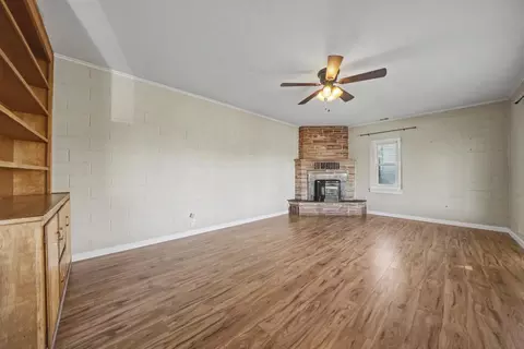 Living - 10280 Argonaut Dr, Jackson, CA 95642 photo 1 of 8