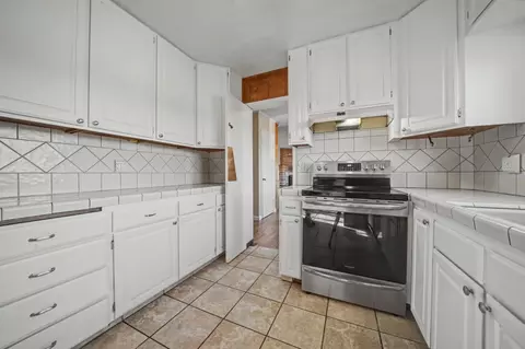 Kitchen - 10280 Argonaut Dr, Jackson, CA 95642 photo 2 of 4