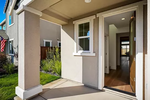 Exterior - 127 Bodega Dr, Lodi, CA 95240 photo 10 of 10