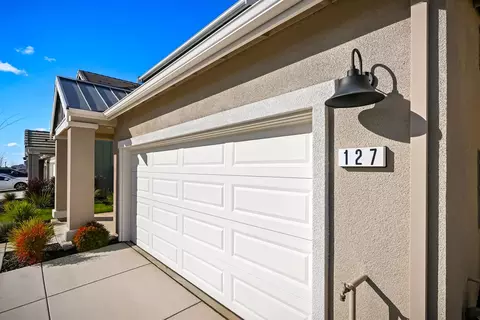 Exterior - 127 Bodega Dr, Lodi, CA 95240 photo 3 of 10