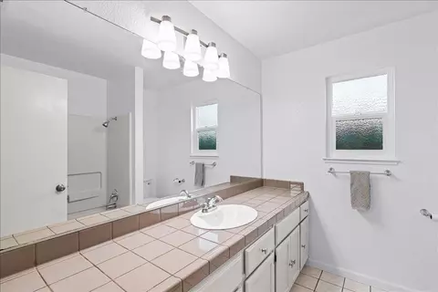 Bath - 5121 Durley, Salida, CA 95368 photo 1 of 3