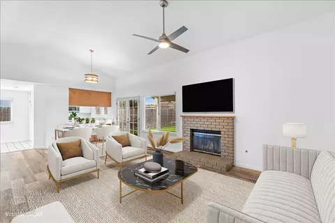 Living - 5121 Durley, Salida, CA 95368 photo 3 of 8