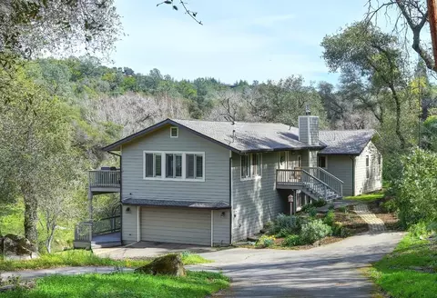 6885 Chaparral Ln, Newcastle, CA 95658