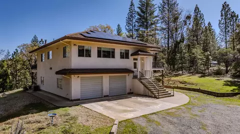 Exterior - 14000 Brandon Rd, Pine Grove, CA 95665 photo 7 of 18