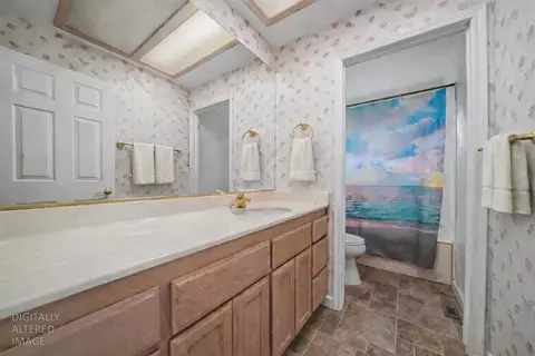 Bath - 14000 Brandon Rd, Pine Grove, CA 95665 photo 2 of 4