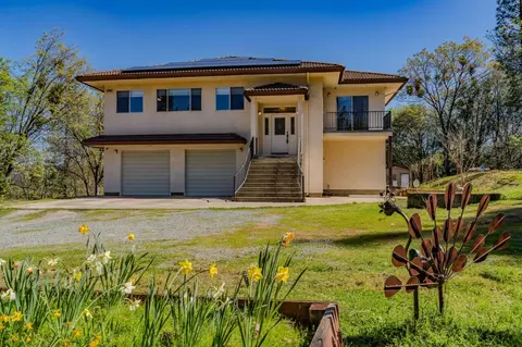 Exterior - 14000 Brandon Rd, Pine Grove, CA 95665 photo 6 of 18