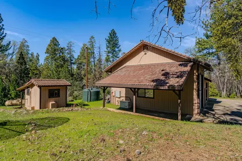 Exterior - 14000 Brandon Rd, Pine Grove, CA 95665 photo 11 of 18