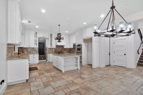 Kitchen - 4809 Trails Ct, Modesto, CA 95357 photo 1 of 3