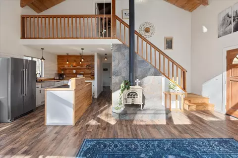 Entry Way - 210 David Lee Rd, Arnold, CA 95223 photo 1 of 2