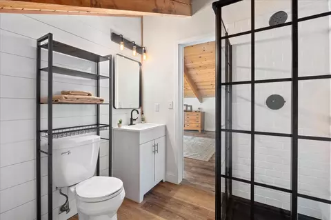 Bath - 210 David Lee Rd, Arnold, CA 95223 photo 2 of 3