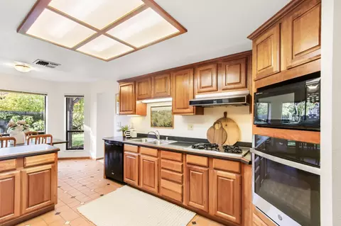 Kitchen - 2216 Bryce Ln, Davis, CA 95616 photo 4 of 5
