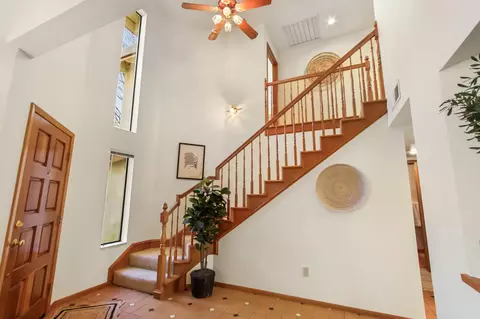 Entry Way - 2216 Bryce Ln, Davis, CA 95616 photo 5 of 8