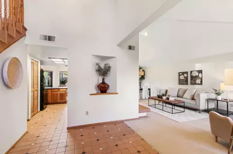 Entry Way - 2216 Bryce Ln, Davis, CA 95616 photo 2 of 8