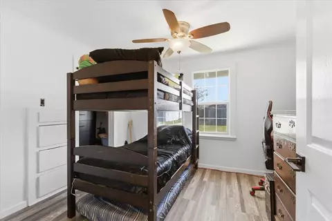 Bedroom - 1939 1st Ave, Sutter, CA 95982 photo 2 of 5