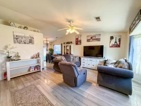 151 El Verano Way, Merced, CA 95341 photo 3