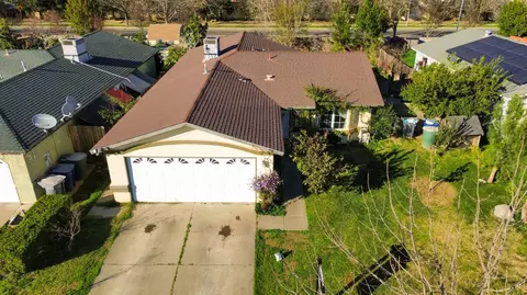 151 El Verano Way, Merced, CA 95341 photo 2