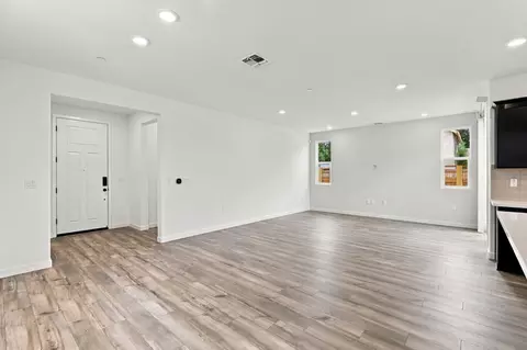 Living - 1013 Vanderbilt Ter, Davis, CA 95618 photo 1 of 1