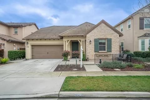 2640 Tiffany St, Lodi, CA 95242