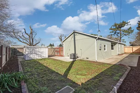 Exterior - 1240 S Crescent Ave, Lodi, CA 95240 photo 12 of 16