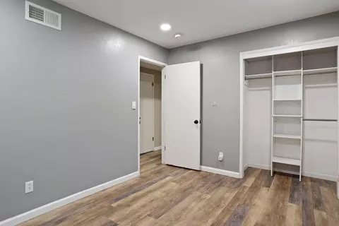 Bedroom - 1262 Glenhurst Dr, Lodi, CA 95240 photo 4 of 5