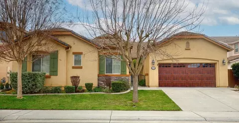 2185 Donovan Dr, Lincoln, CA 95648