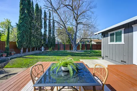 Exterior - 3041 Root Ave, Carmichael, CA 95608 photo 11 of 22