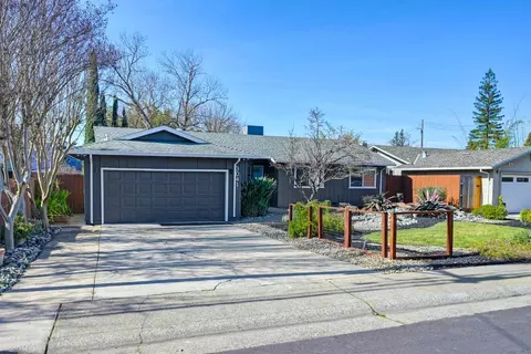 Exterior - 3041 Root Ave, Carmichael, CA 95608 photo 6 of 22
