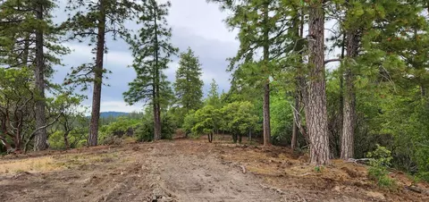 18100 Greenhorn Rd, Grass Valley, CA 95945