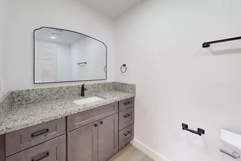 Bath - 2441 Madrone, Sutter, CA 95982 photo 3 of 4