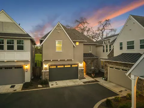 5520 Twin Bridges Loop, Citrus Heights, CA 95610