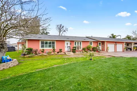 3261 E Calimyrna Rd, Acampo, CA 95220